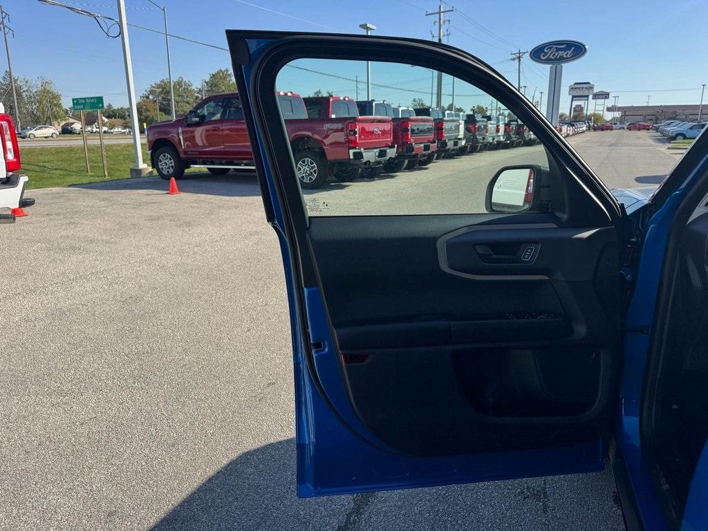 new 2025 Ford Bronco Sport car, priced at $31,998
