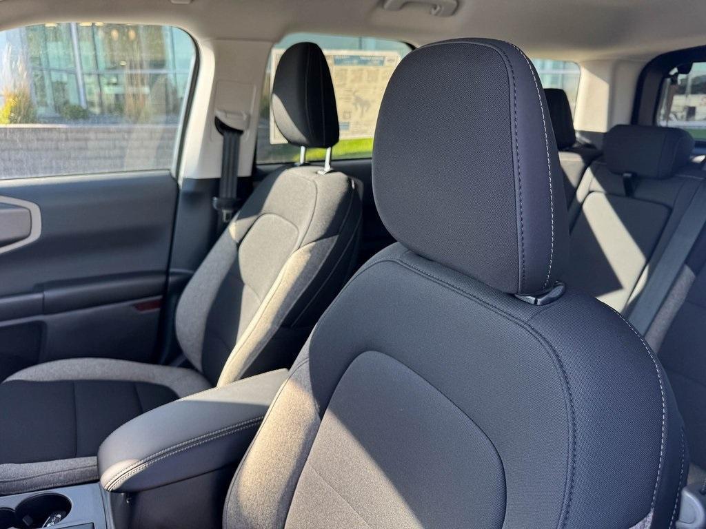 new 2025 Ford Bronco Sport car, priced at $31,998