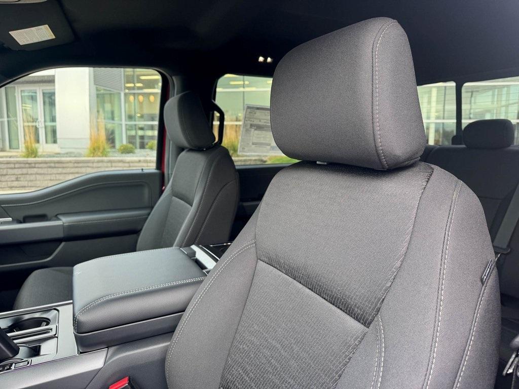 new 2025 Ford F-150 car, priced at $54,901