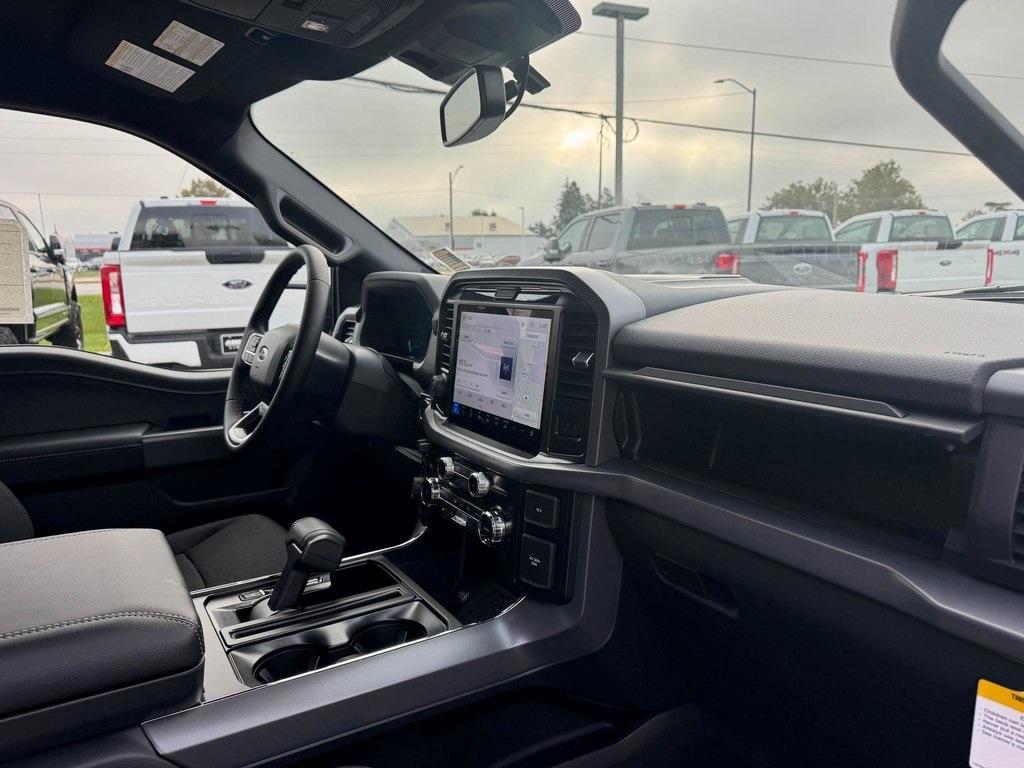 new 2025 Ford F-150 car, priced at $54,901