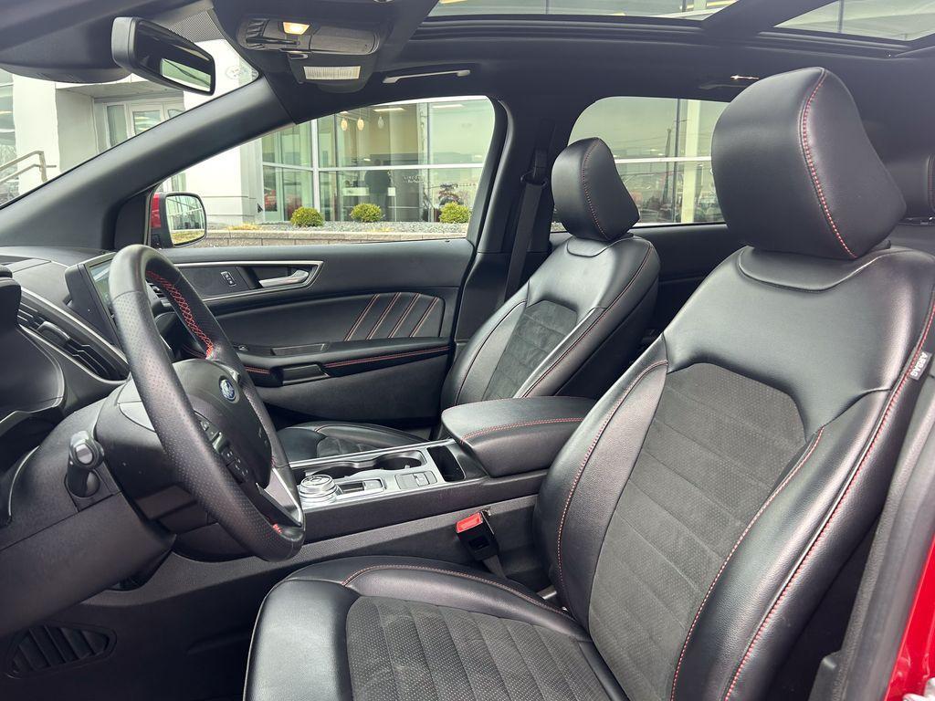 used 2023 Ford Edge car, priced at $28,938
