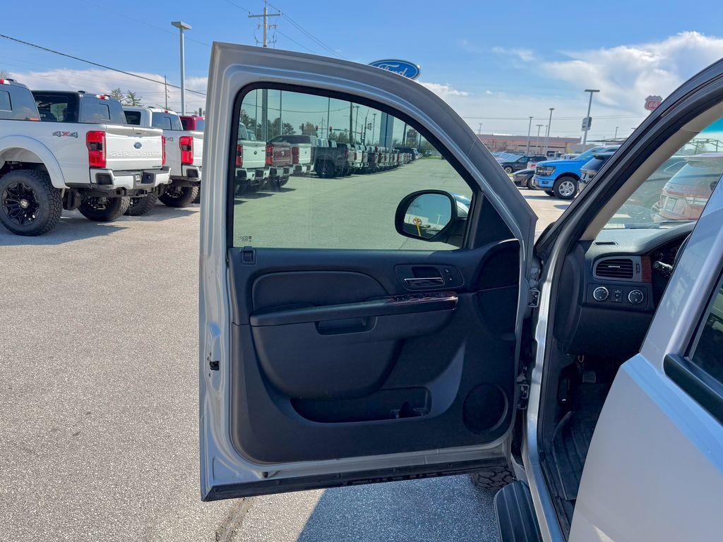 used 2013 GMC Yukon XL car, priced at $7,458