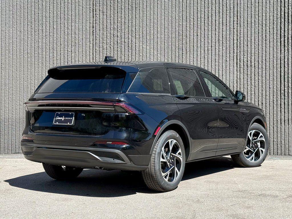 new 2025 Lincoln Nautilus car, priced at $51,998