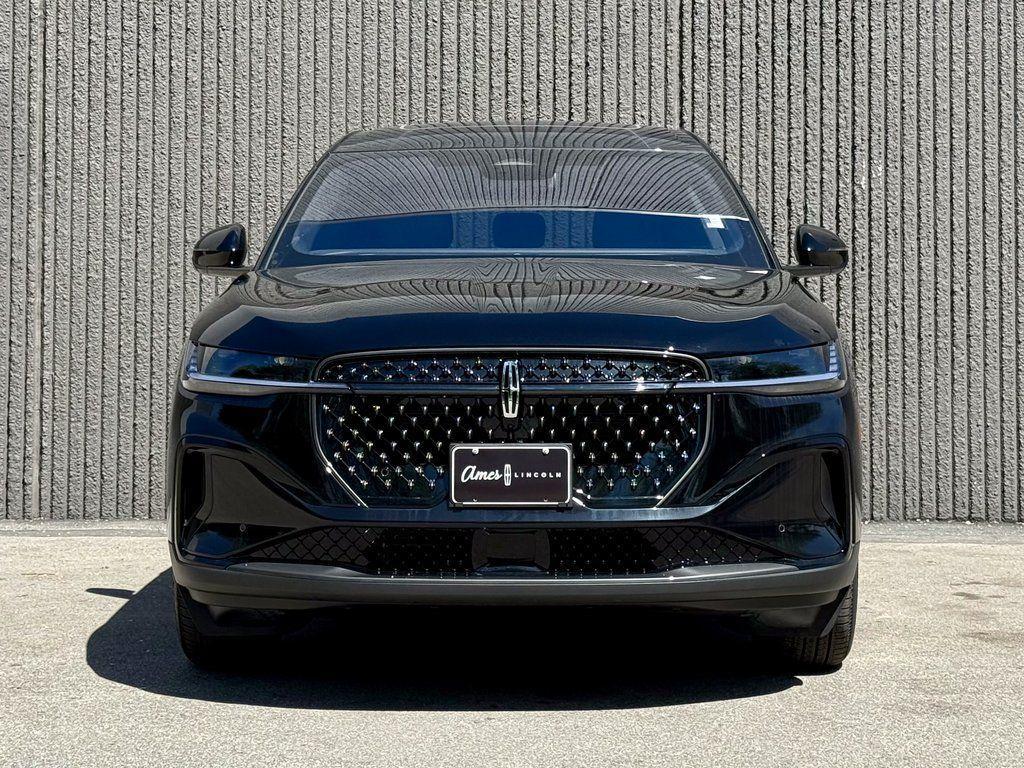 new 2025 Lincoln Nautilus car, priced at $51,998