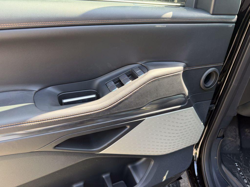 new 2026 Lincoln Navigator L car, priced at $124,780