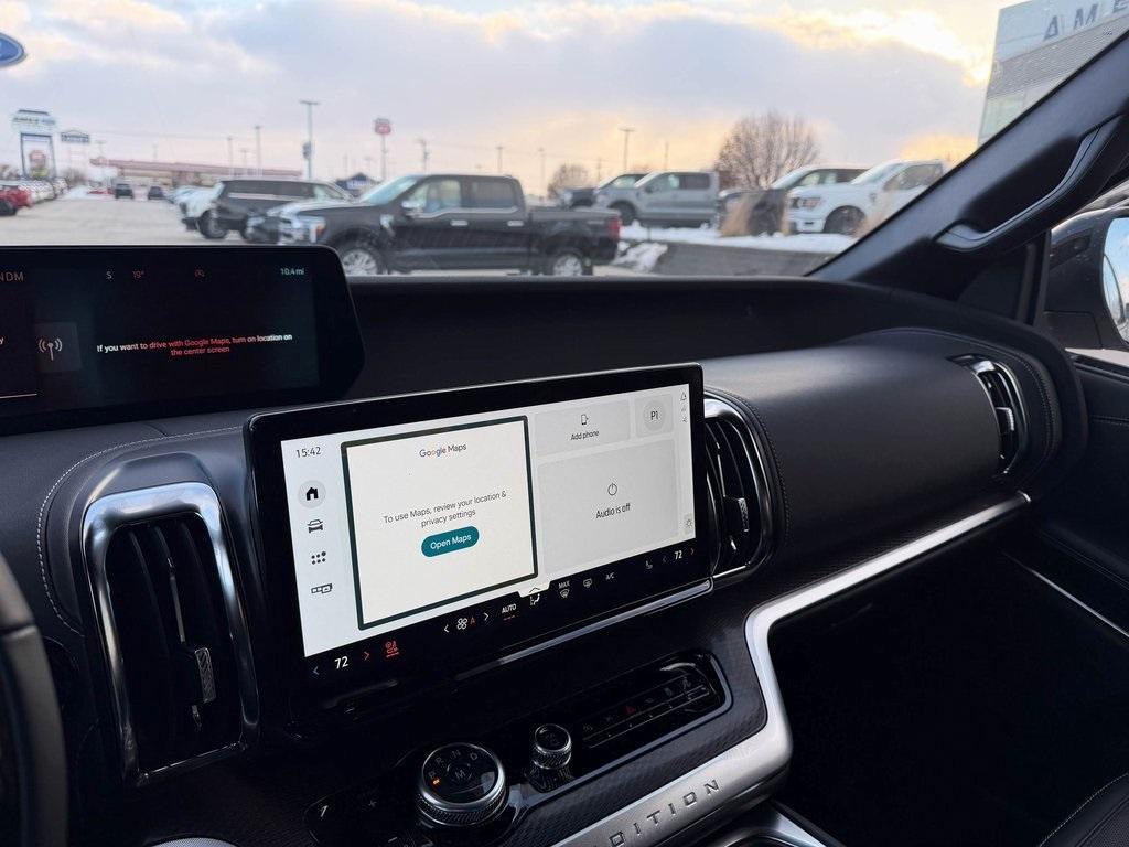 new 2026 Ford Expedition car, priced at $79,998