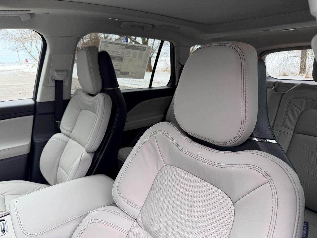 new 2026 Lincoln Aviator car, priced at $76,418