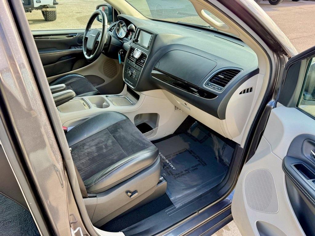 used 2014 Chrysler Town & Country car, priced at $10,568