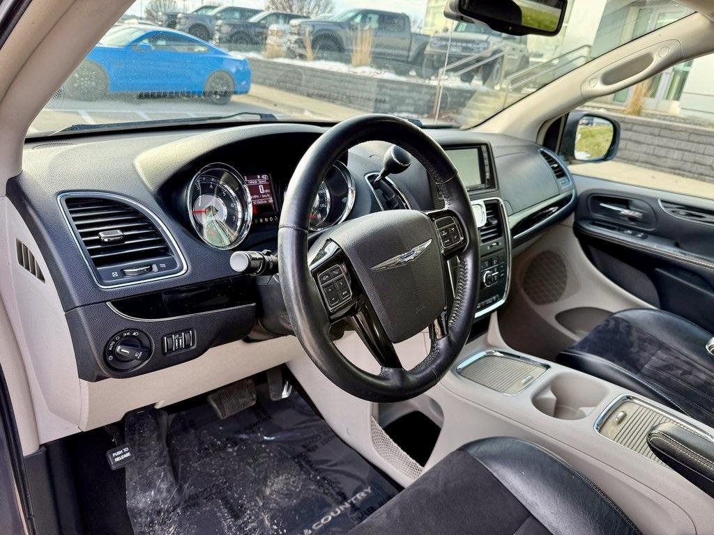 used 2014 Chrysler Town & Country car, priced at $10,568