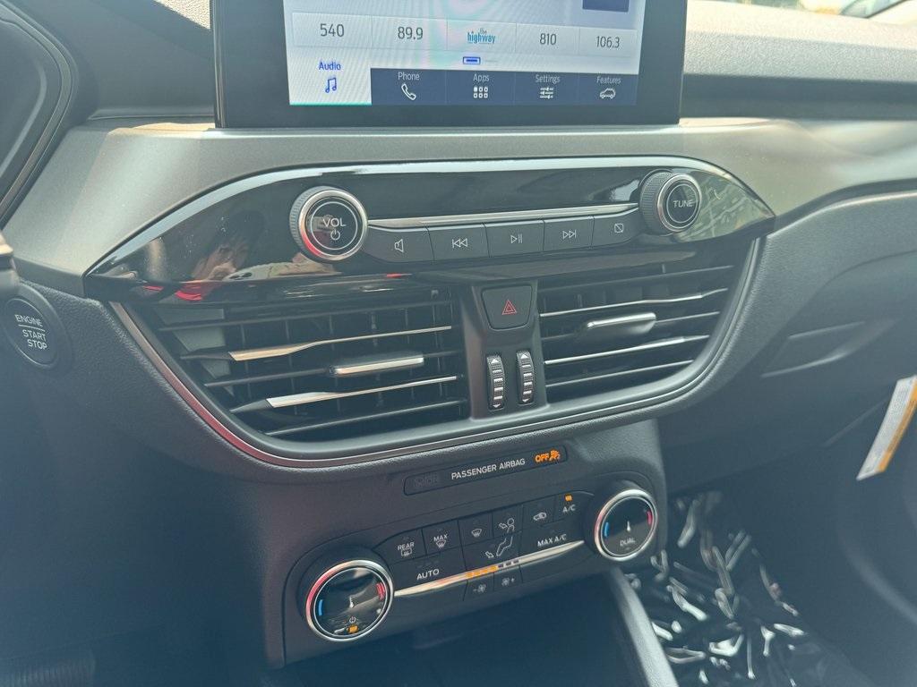 new 2025 Ford Escape car, priced at $25,971