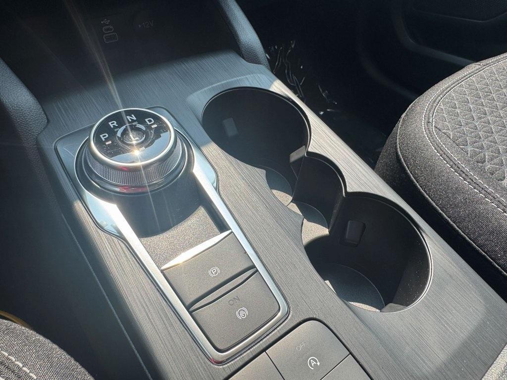 new 2025 Ford Escape car, priced at $25,971