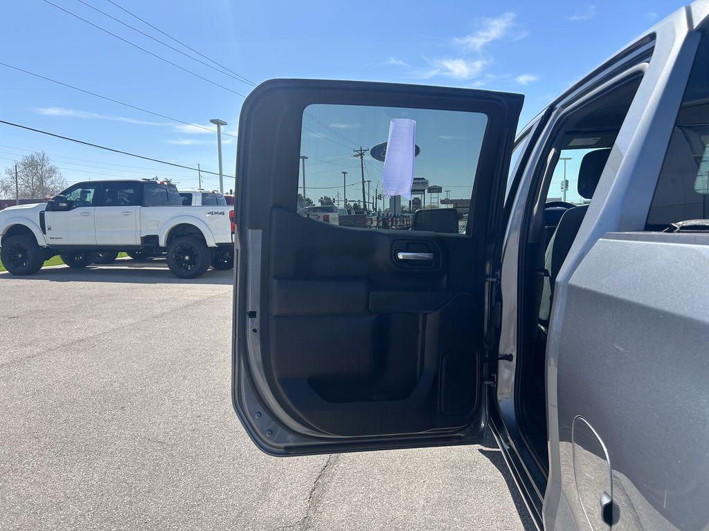 used 2021 Chevrolet Silverado 1500 car, priced at $28,936