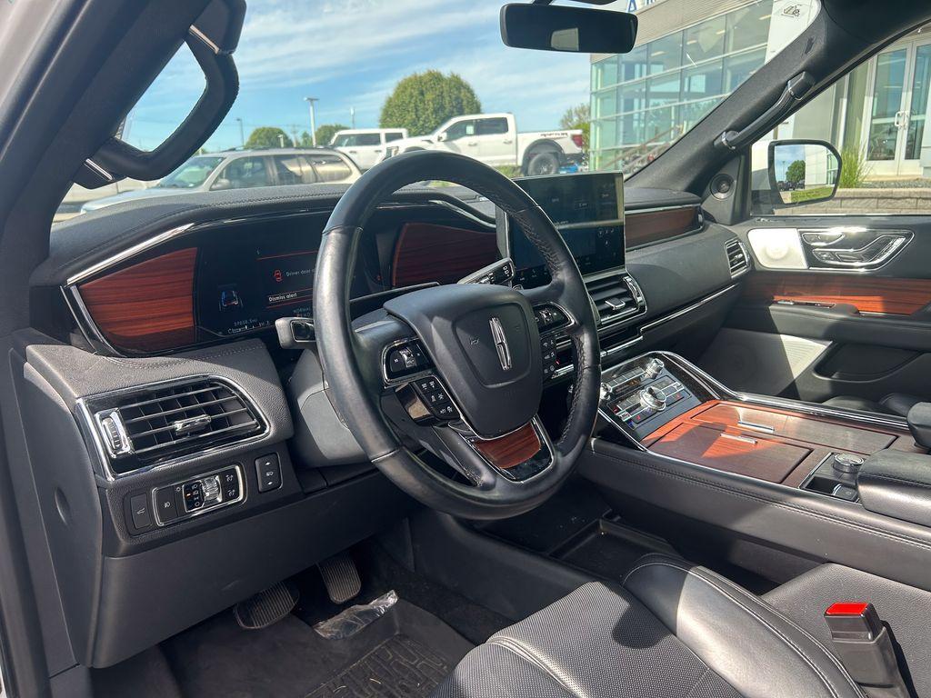 used 2024 Lincoln Navigator car, priced at $58,968