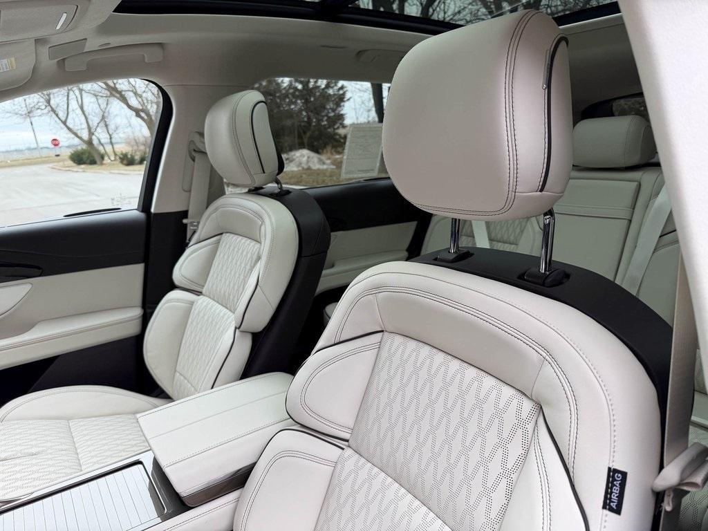 new 2026 Lincoln Nautilus car, priced at $80,125