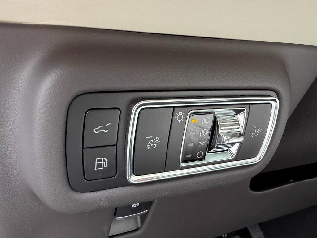 new 2026 Lincoln Nautilus car, priced at $80,125