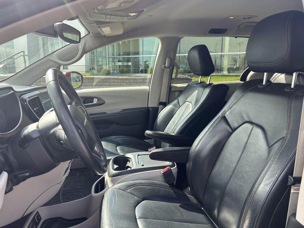 used 2017 Chrysler Pacifica car, priced at $12,938