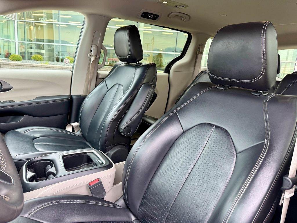 used 2023 Chrysler Pacifica car, priced at $24,968