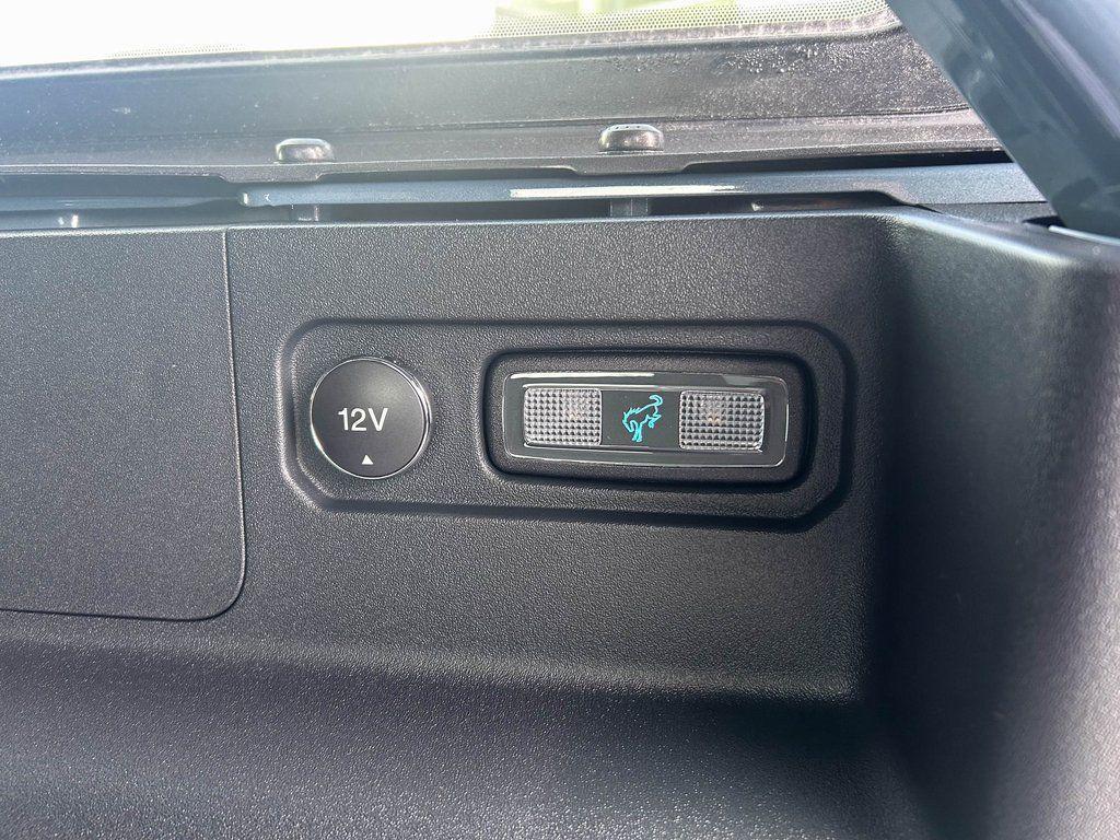 new 2025 Ford Bronco car, priced at $43,998