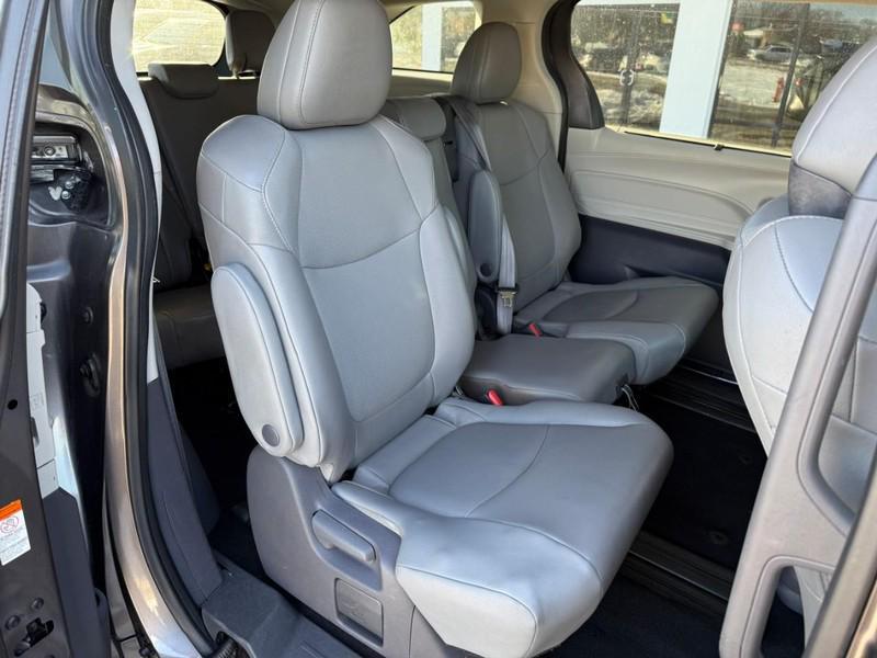 used 2021 Toyota Sienna car, priced at $29,996