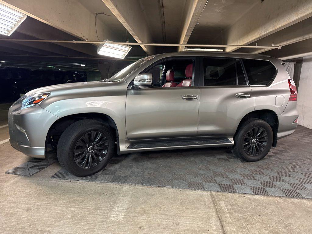 used 2021 Lexus GX 460 car, priced at $45,397