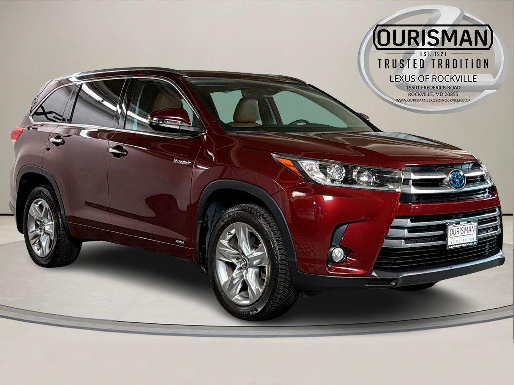 used 2018 Toyota Highlander Hybrid car, priced at $23,697