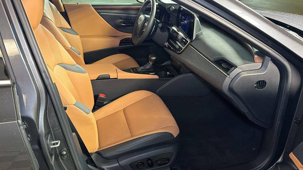 used 2023 Lexus ES 350 car, priced at $36,297
