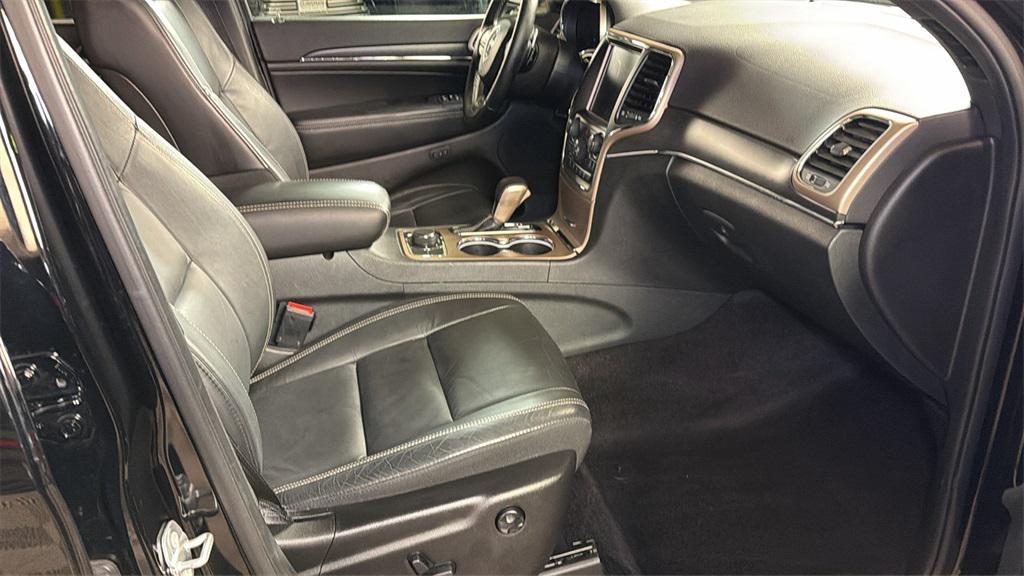 used 2017 Jeep Grand Cherokee car, priced at $16,997