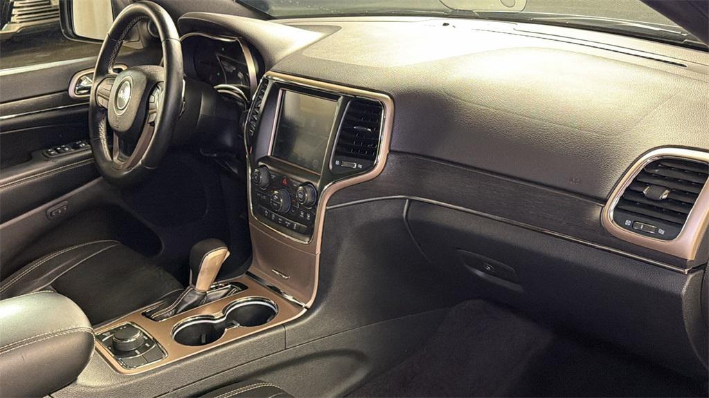 used 2017 Jeep Grand Cherokee car, priced at $16,997