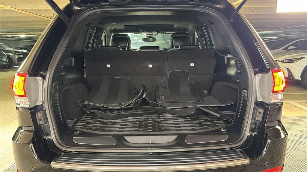 used 2017 Jeep Grand Cherokee car, priced at $16,997