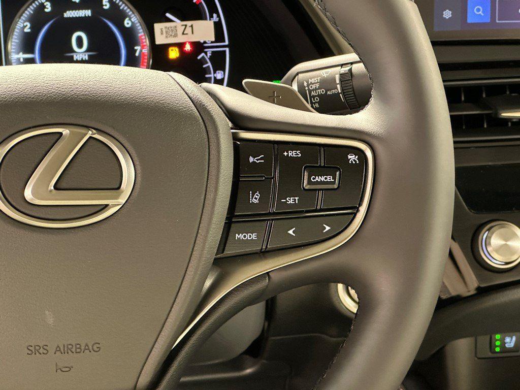 new 2025 Lexus ES 350 car, priced at $50,139
