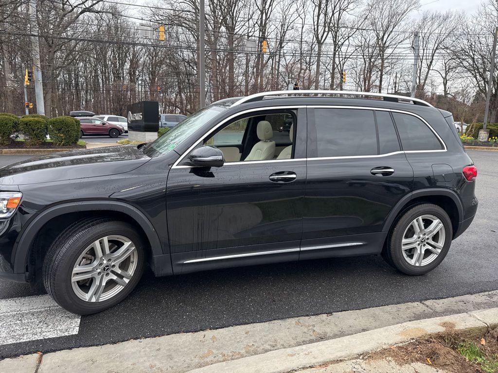 used 2021 Mercedes-Benz GLB 250 car, priced at $24,997