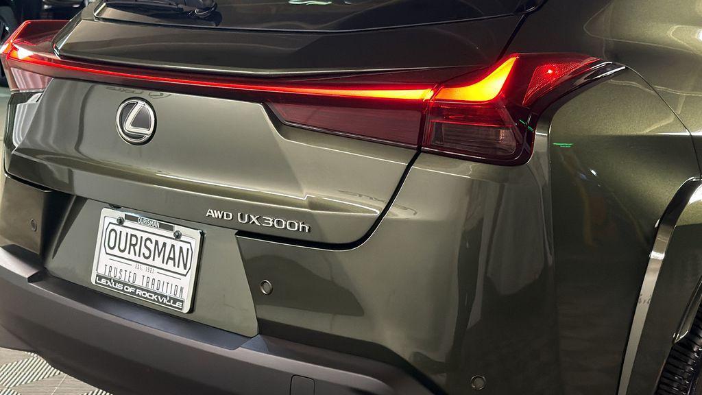 used 2025 Lexus UX 300h car, priced at $41,797