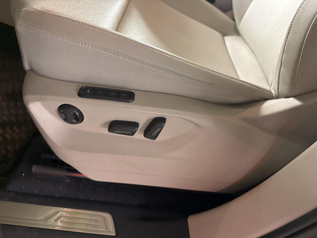 used 2019 Volkswagen Atlas car, priced at $24,000