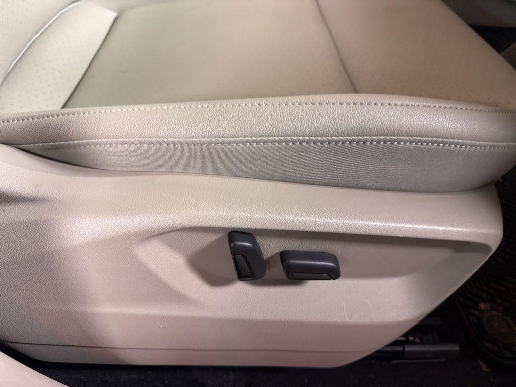 used 2019 Volkswagen Atlas car, priced at $24,000