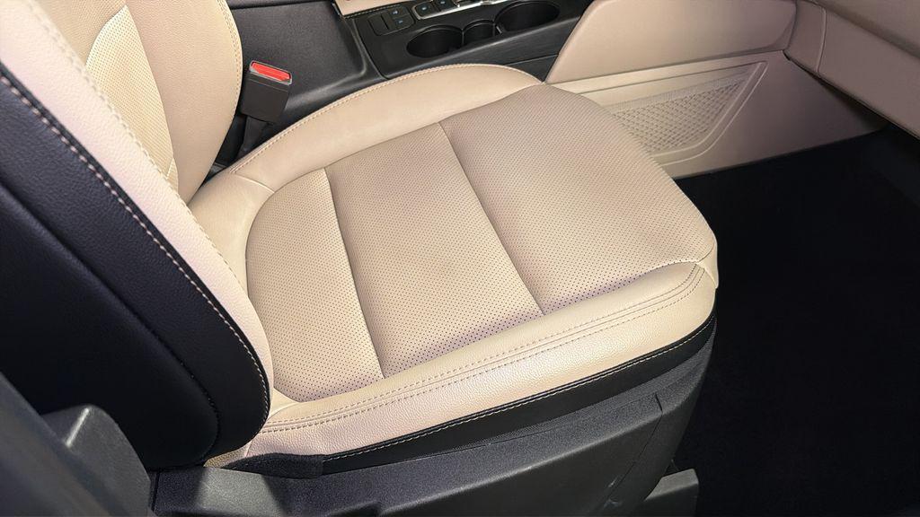 used 2022 Ford Escape car, priced at $18,997