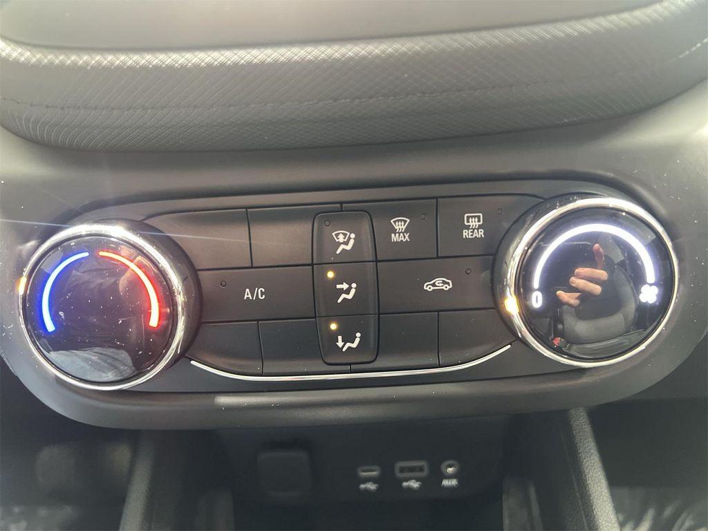 used 2023 Chevrolet TrailBlazer car, priced at $19,774