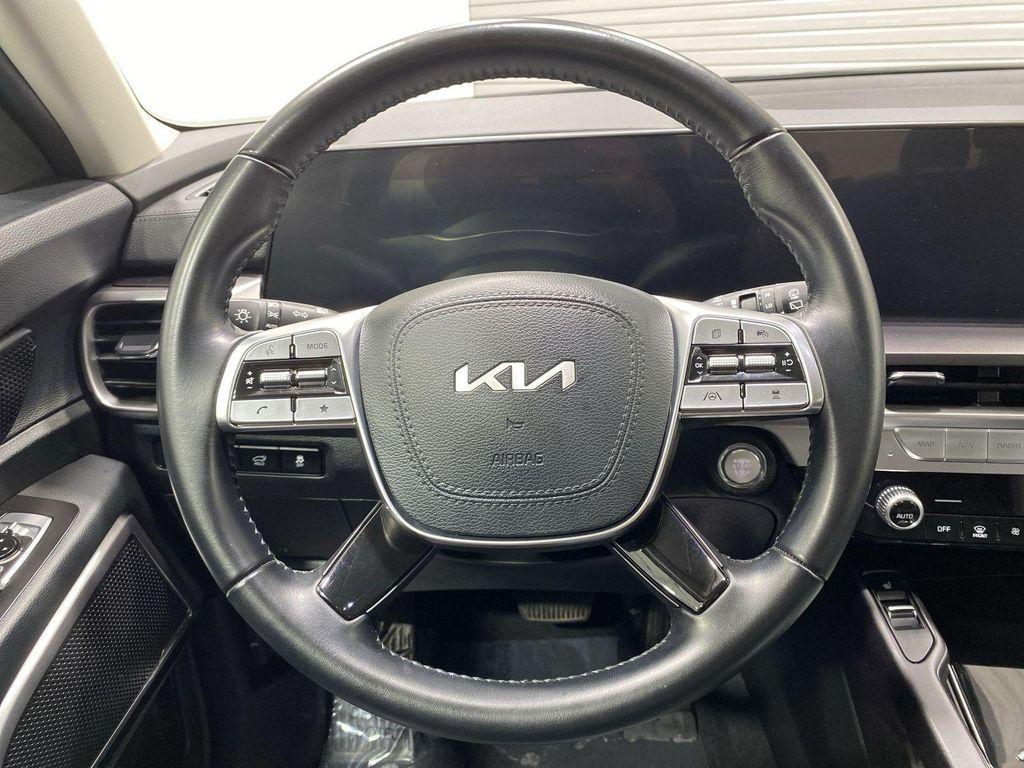 used 2025 Kia Telluride car, priced at $40,995