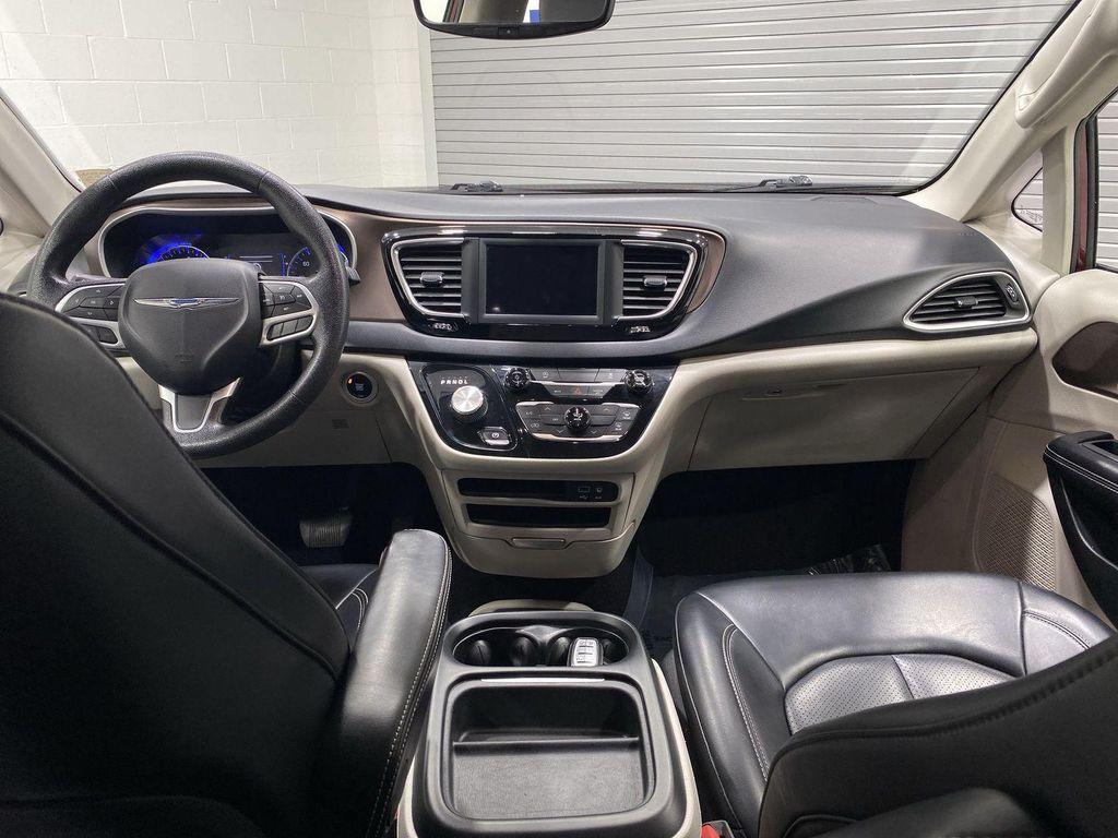 used 2020 Chrysler Voyager car