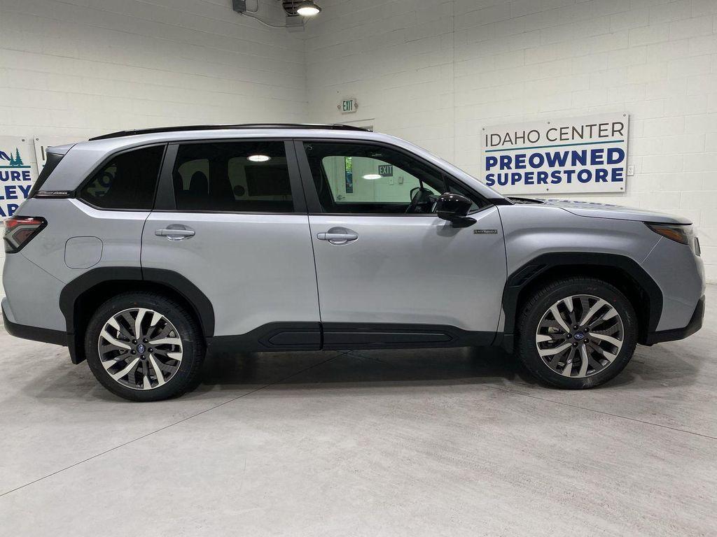 new 2026 Subaru Forester Hybrid car, priced at $43,671