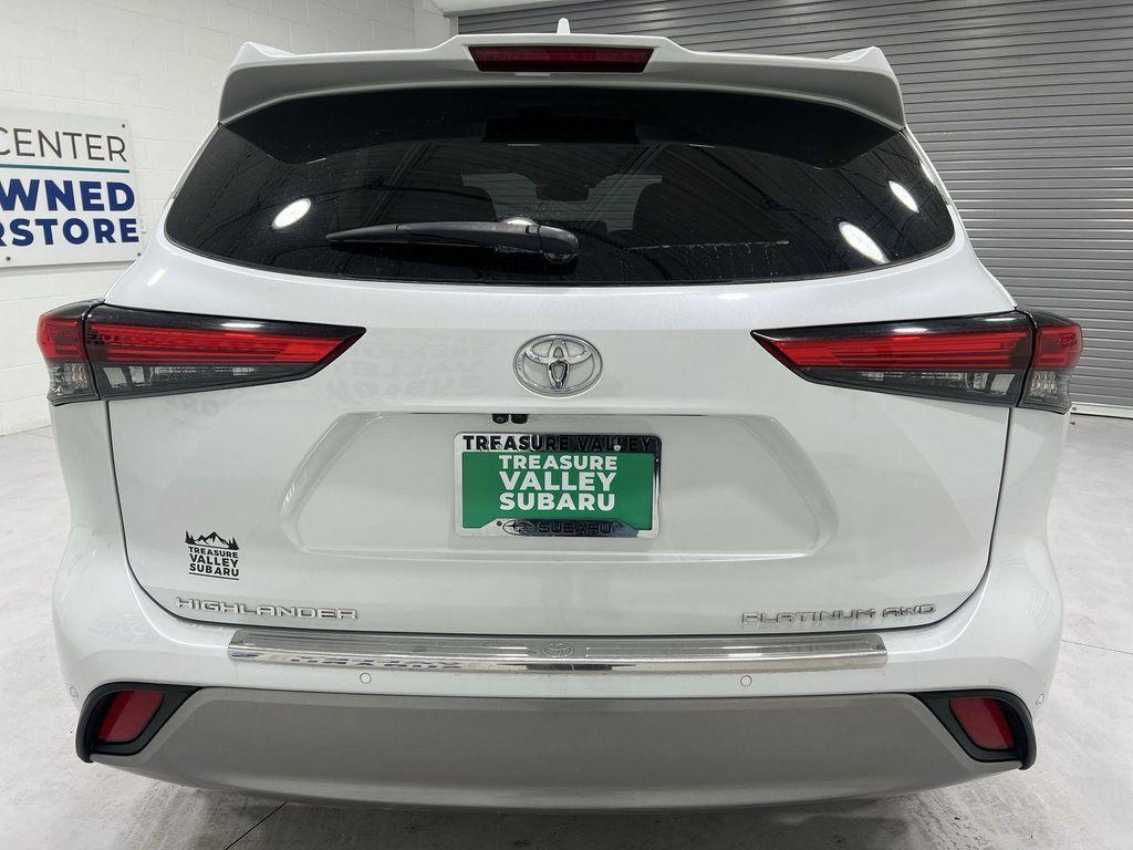 used 2023 Toyota Highlander car, priced at $41,995