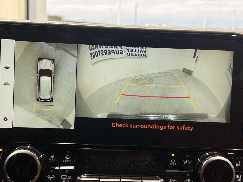 used 2023 Toyota Highlander car, priced at $41,995