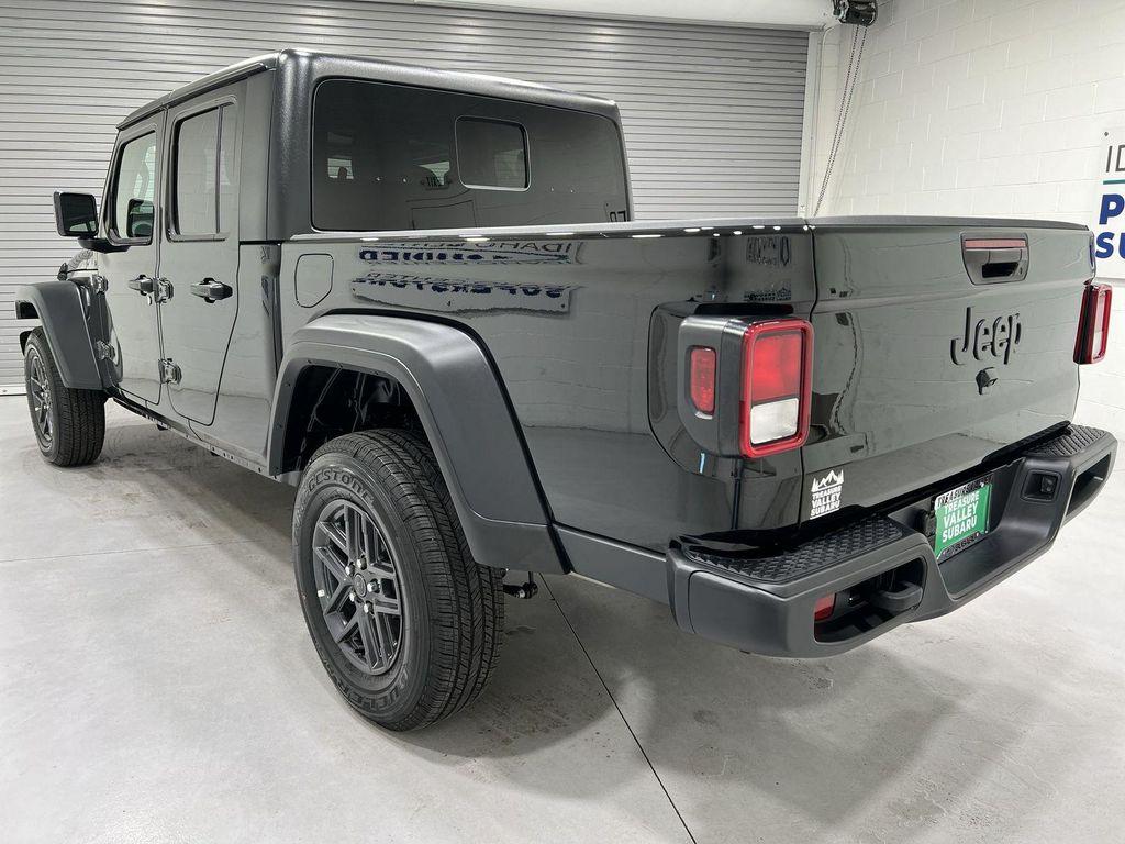 used 2025 Jeep Gladiator car, priced at $41,995