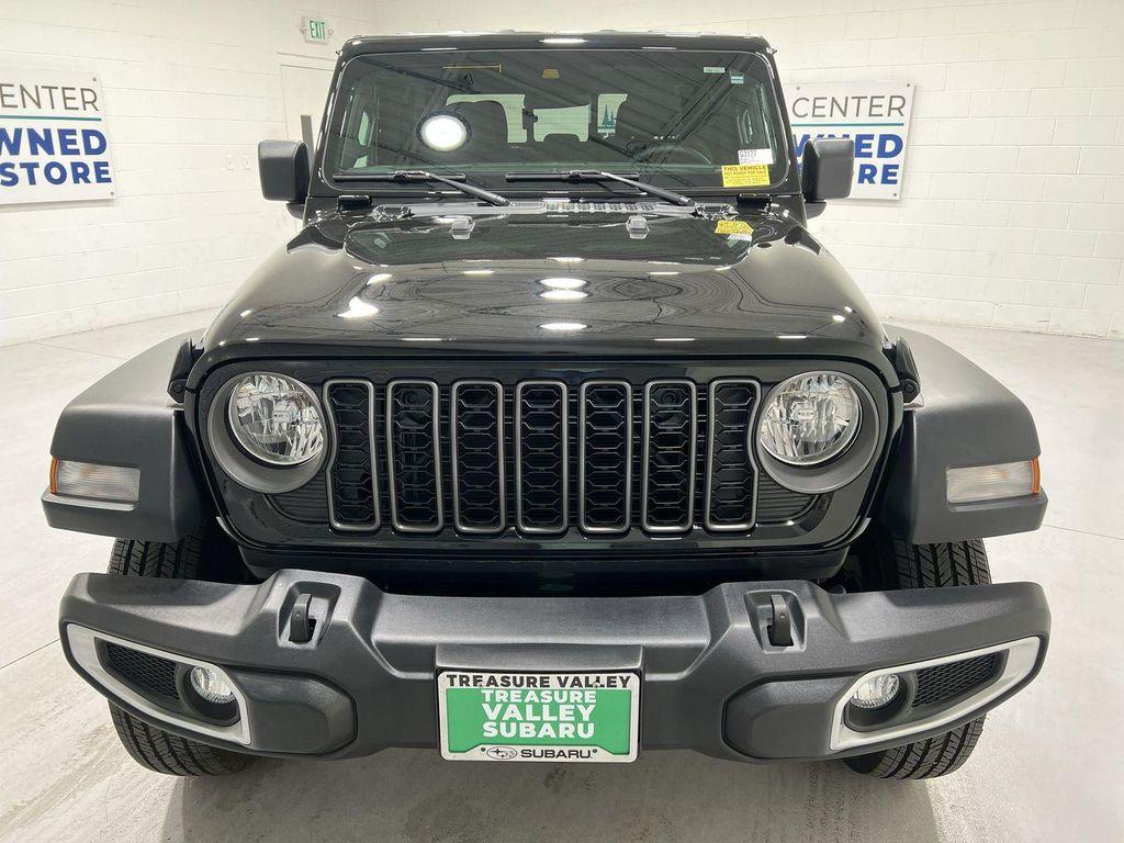 used 2025 Jeep Gladiator car, priced at $41,995