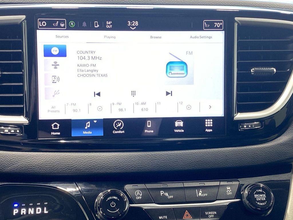 used 2023 Chrysler Pacifica car, priced at $29,995