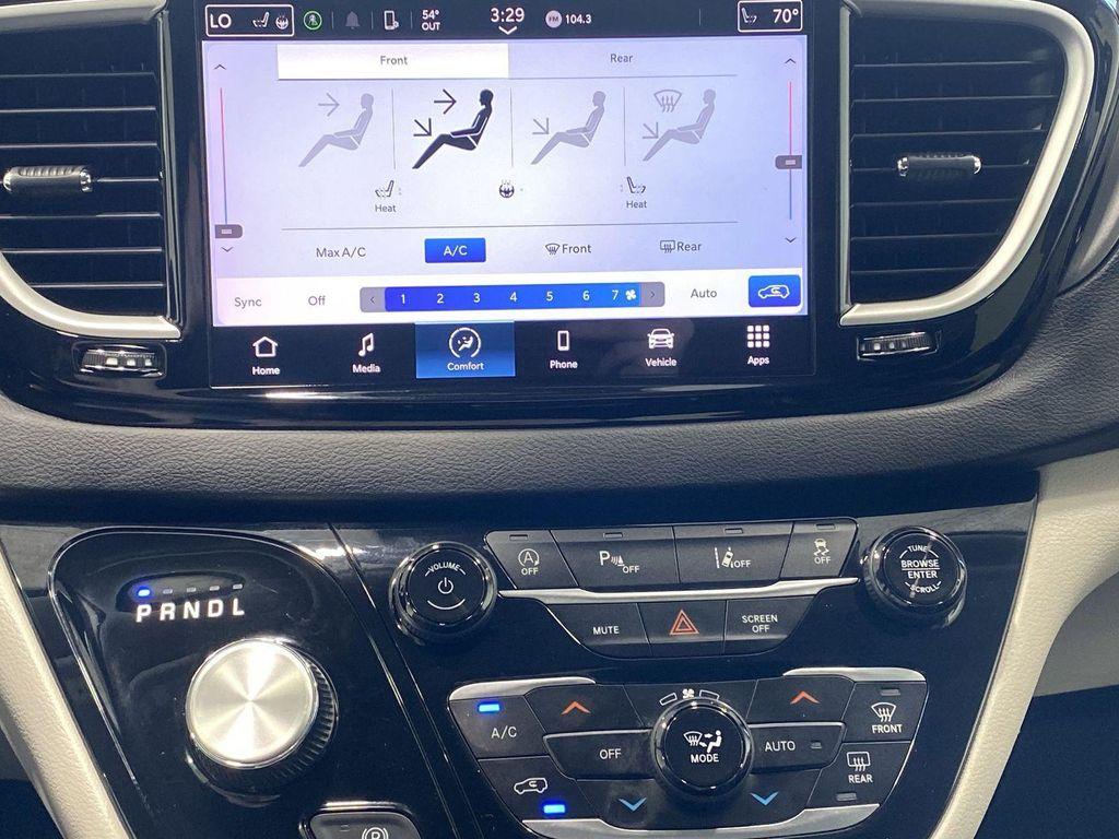 used 2023 Chrysler Pacifica car, priced at $29,995