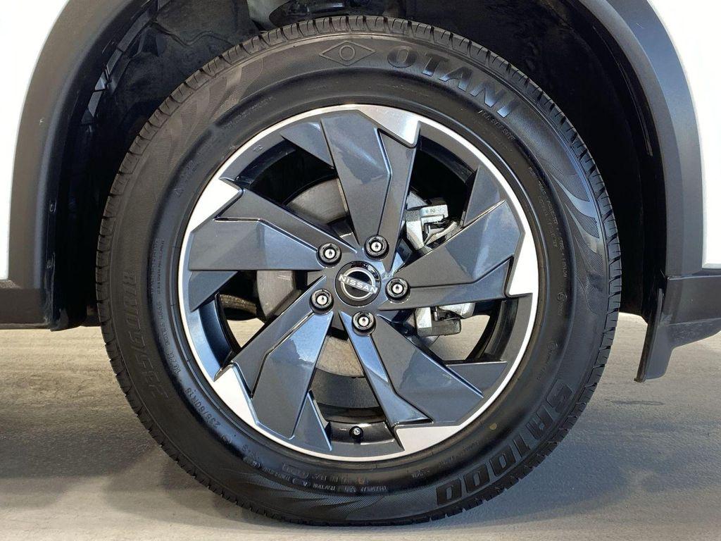 used 2025 Nissan Rogue car, priced at $23,594