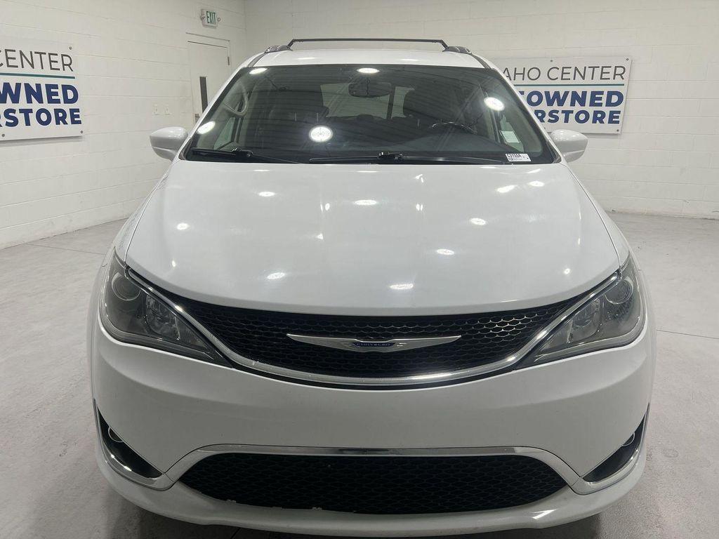 used 2020 Chrysler Pacifica car, priced at $16,594