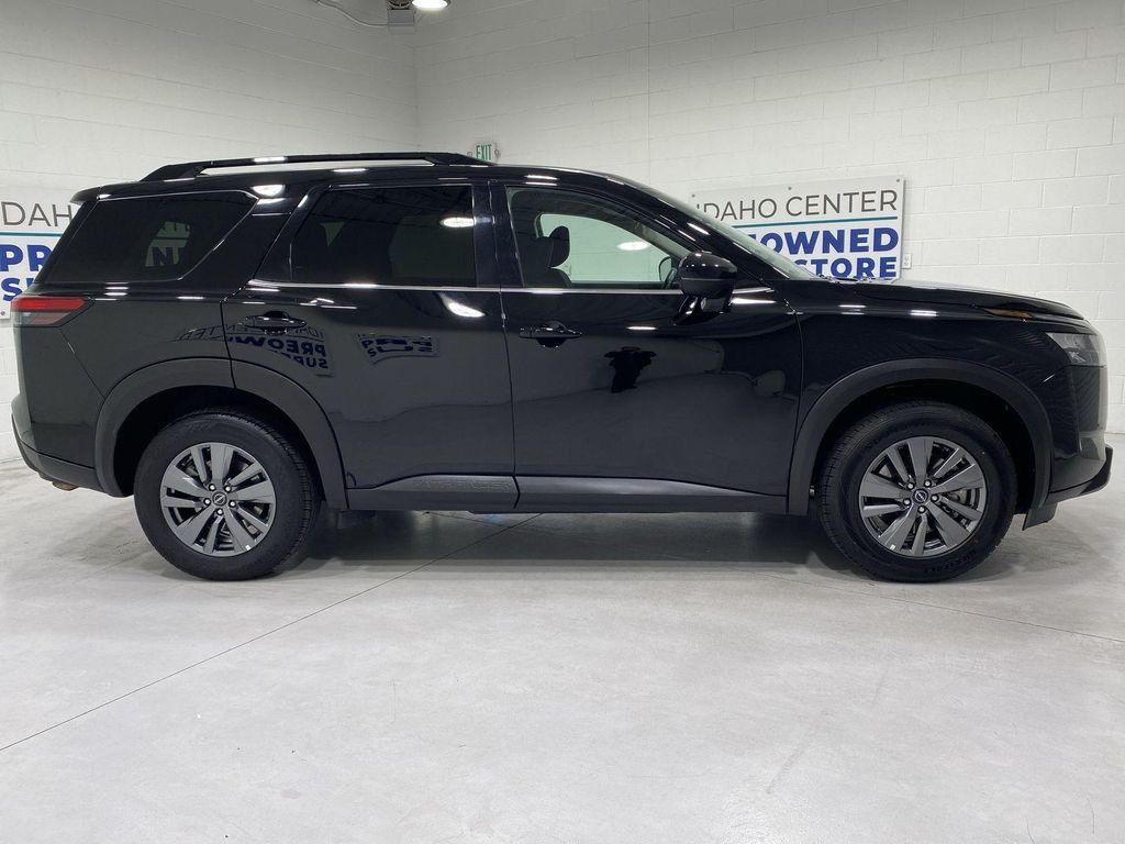 used 2025 Nissan Pathfinder car, priced at $33,370