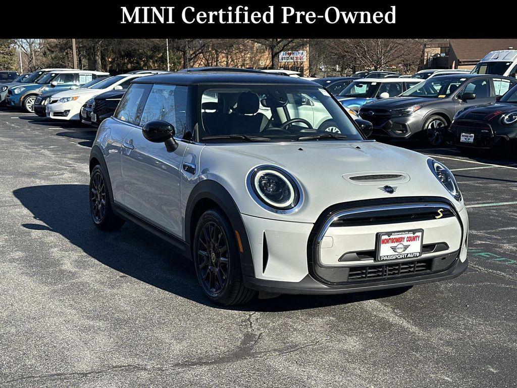 used 2022 MINI Hardtop car, priced at $18,998