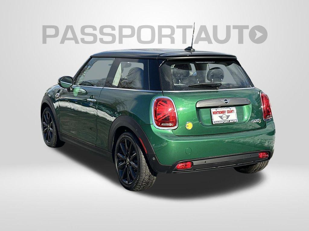 used 2021 MINI Hardtop car, priced at $18,599
